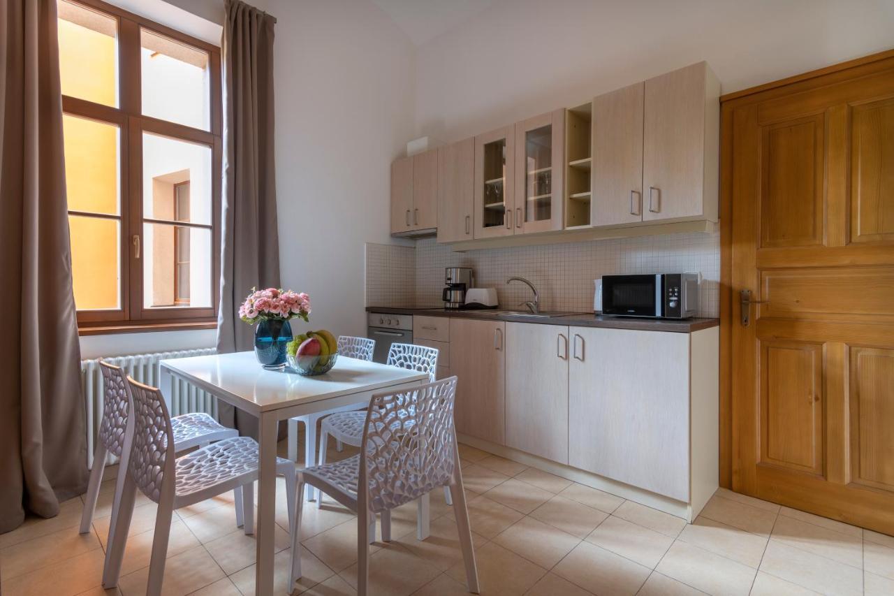 Bohemian Dreams Apartments And Suites By Dwellfort Prag Exterior foto