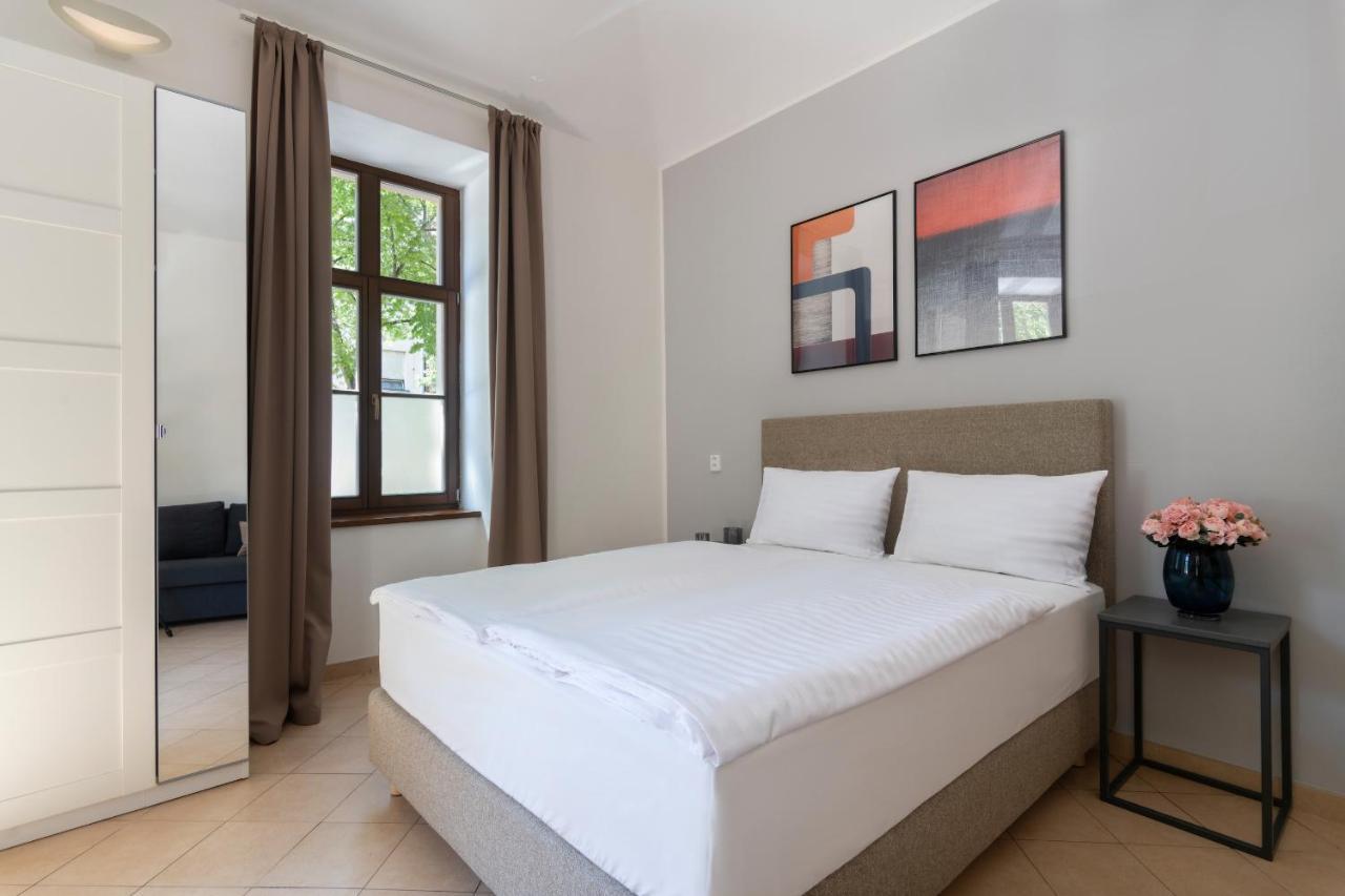 Bohemian Dreams Apartments And Suites By Dwellfort Prag Exterior foto