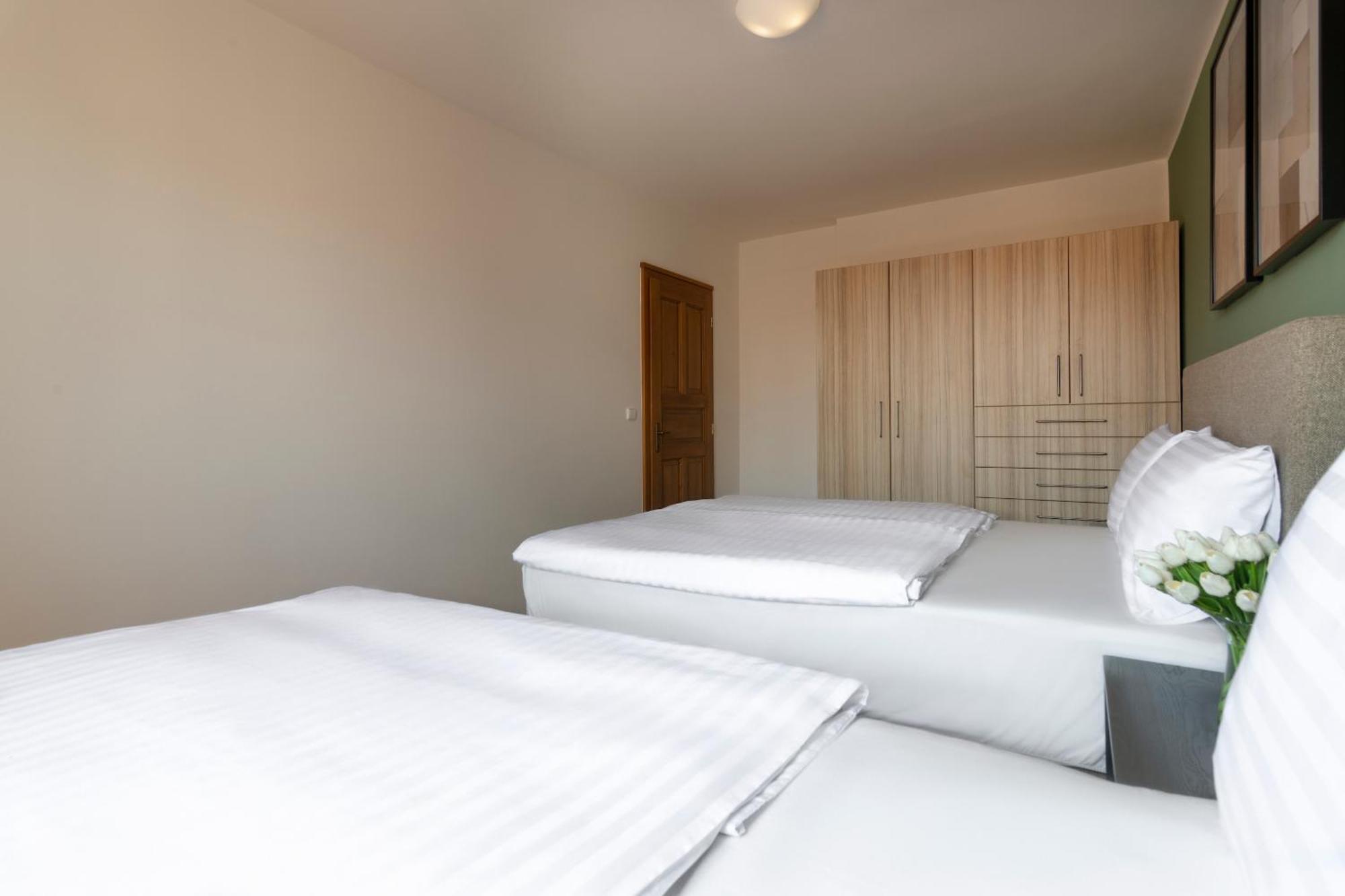Bohemian Dreams Apartments And Suites By Dwellfort Prag Zimmer foto